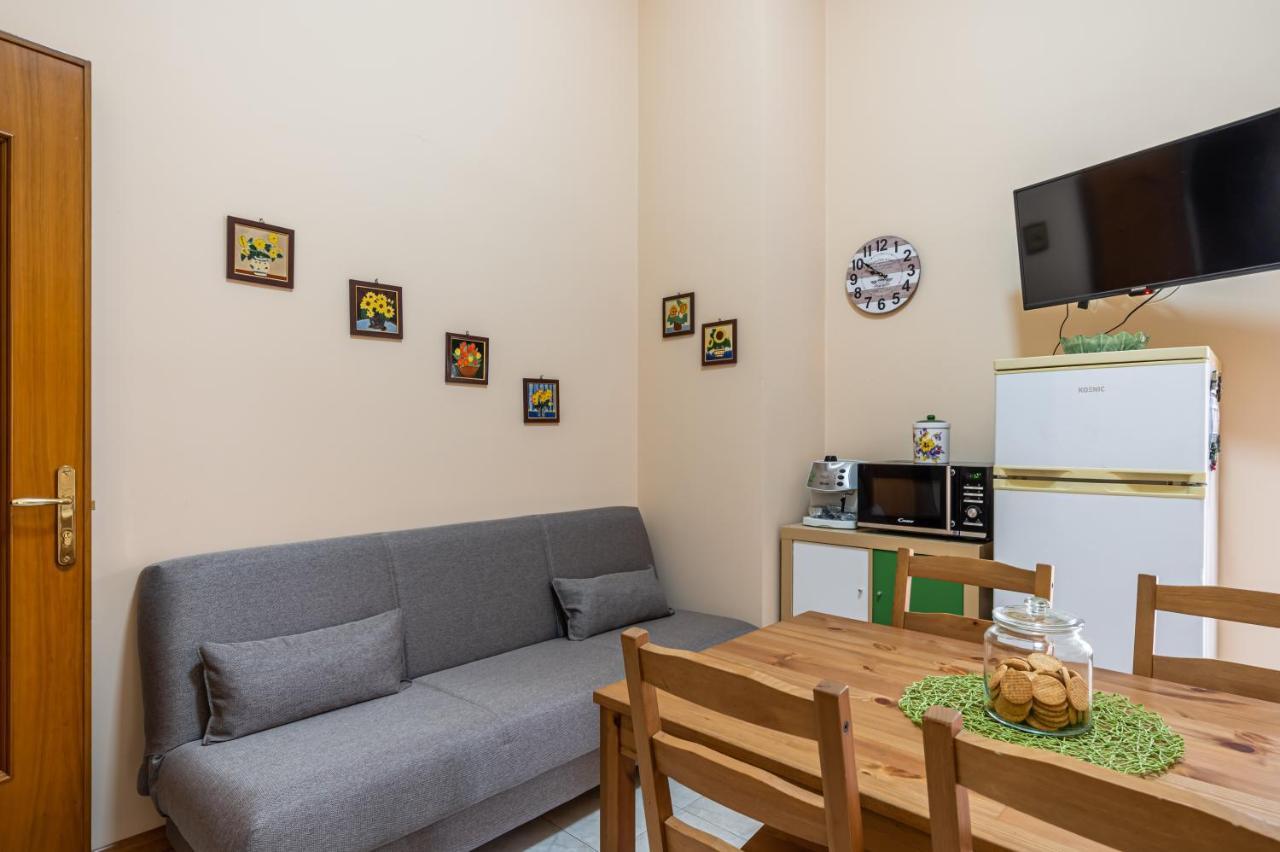 Apartment And Comfy *